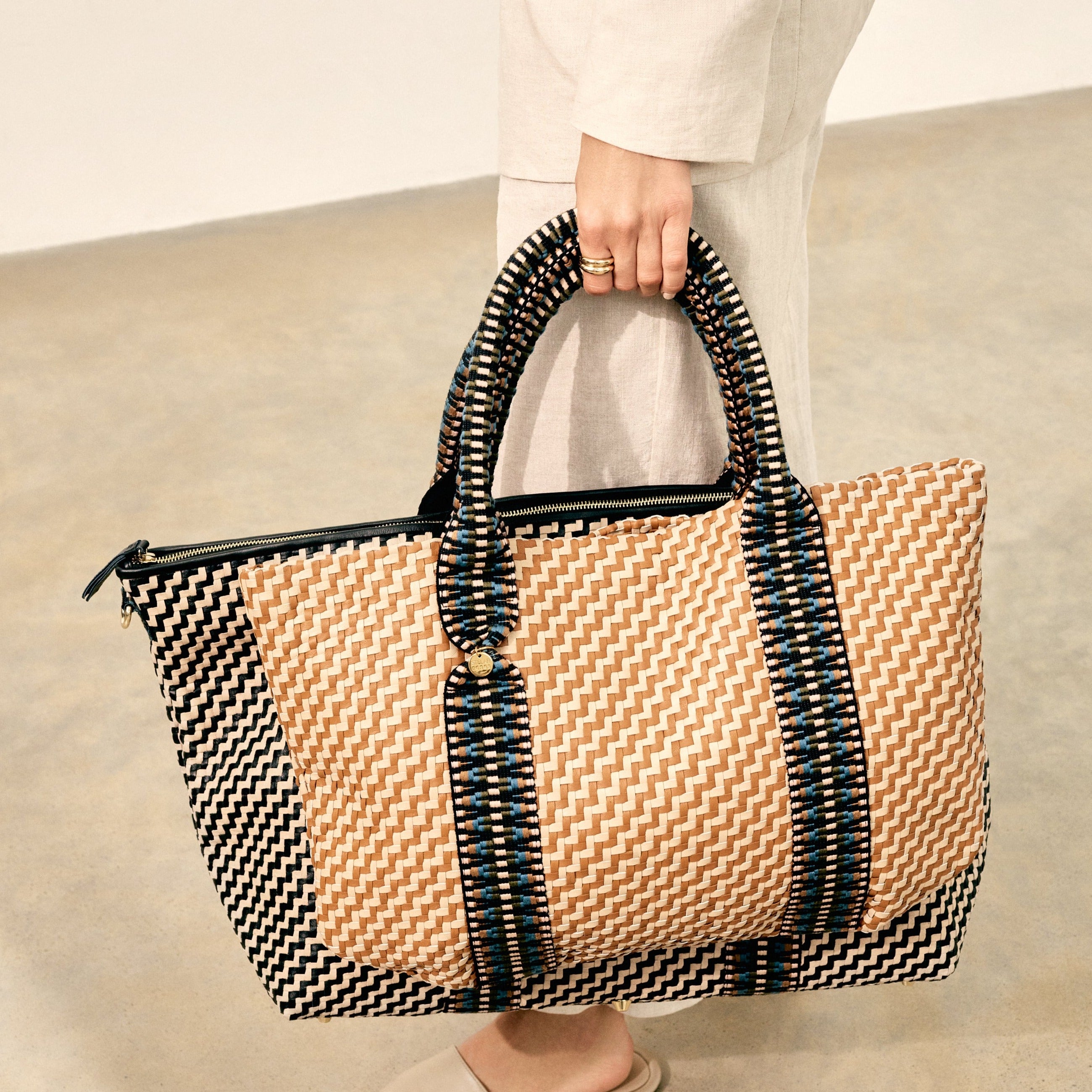 Misool Leather Tote Bag – Café Creme