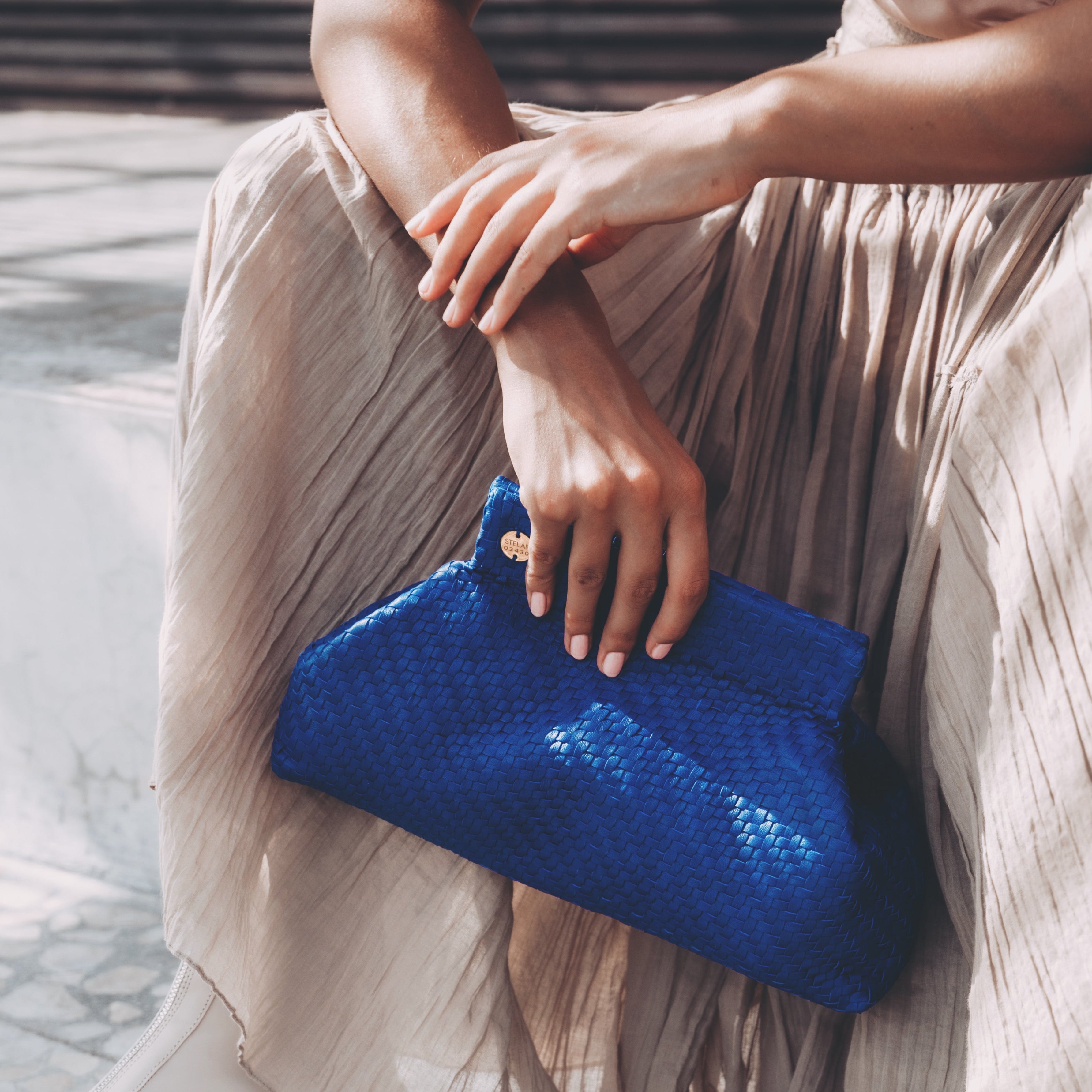 Old Image Lilis Medium Frame Clutch Bag