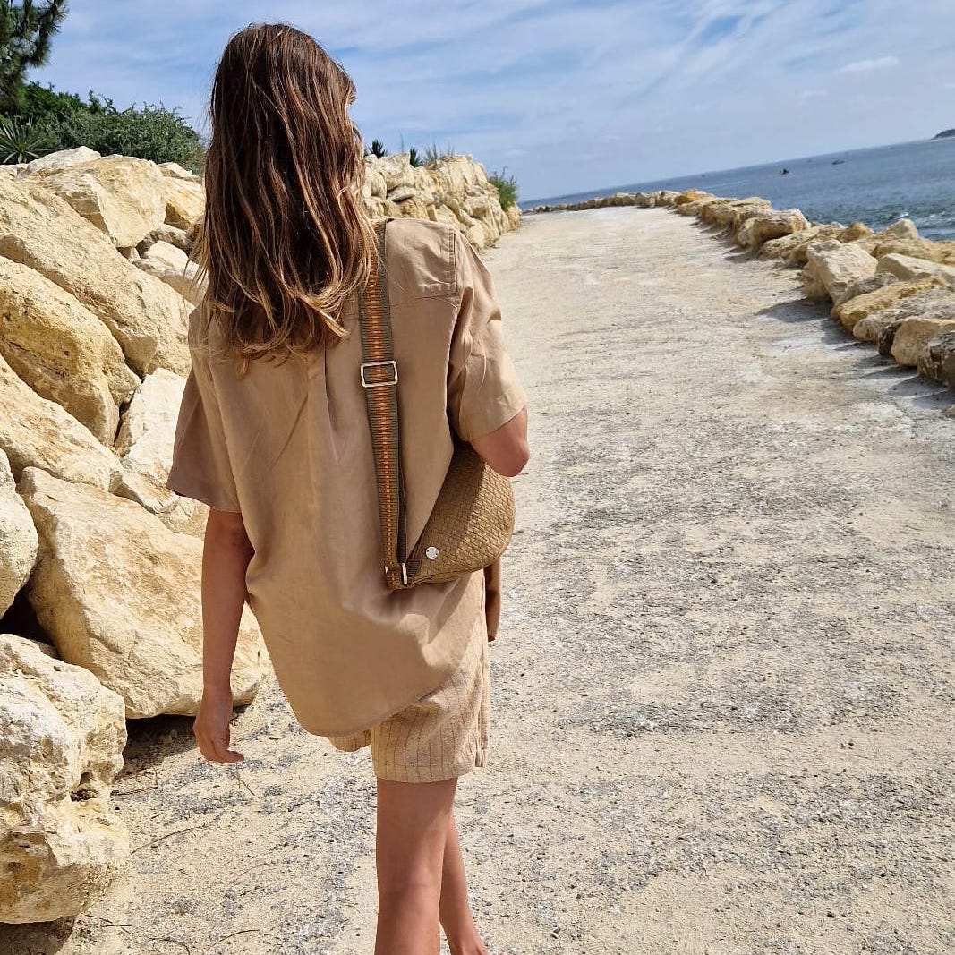 Medewi Leather Sling Bag