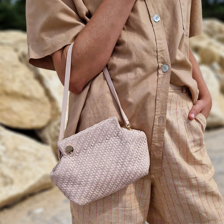 Lilis Small Frame Clutch