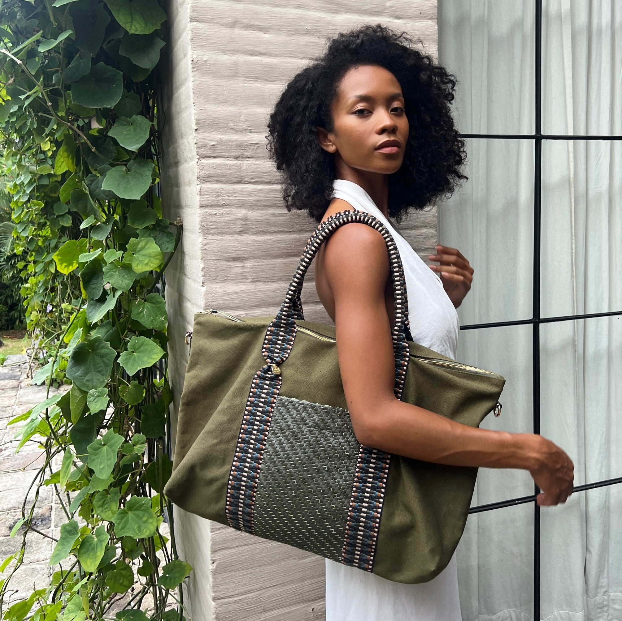 Sayan Weekender Travel Bag