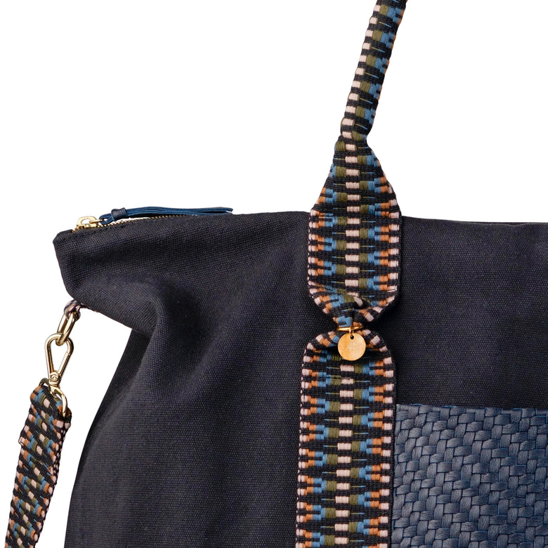 Sayan Weekender Travel Bag