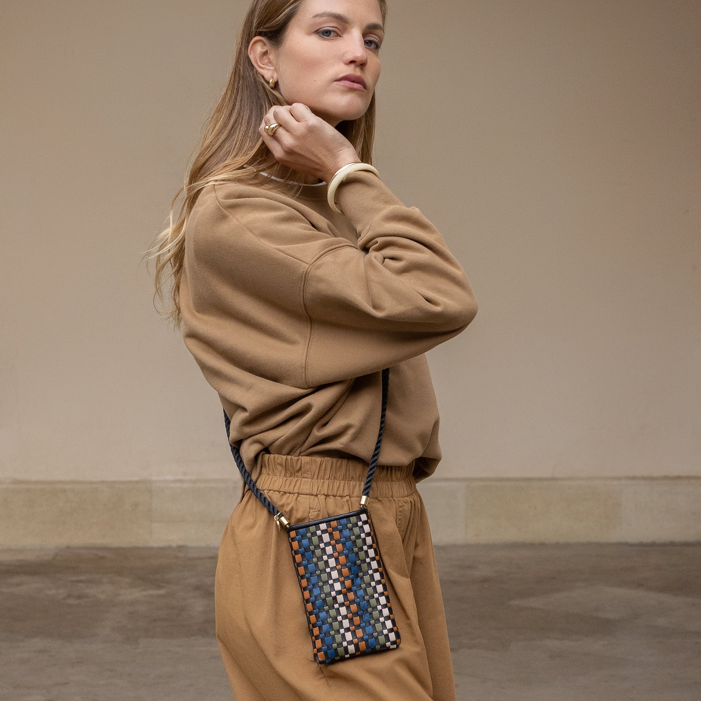 Berawa Crossbody Phone Pouch – Handwoven Nappa Leather (Bracken Multi)